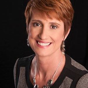 Meet your Posher, Debra